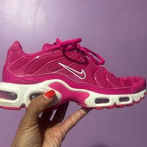 Hot pink air maxes